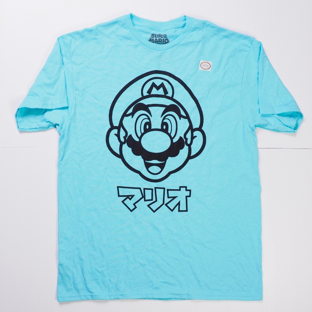 SUPER MARIO Nintendo T-Shirt  NWT